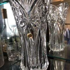 フランス製（恐らくバカラ）の花瓶