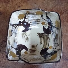 ☆希少 和皿 15000円 梅紋十客 縦15cm×横15cm×高8cm 重さ1kg
