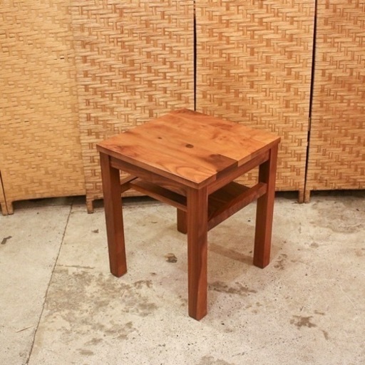 ⭕️運搬無料サービスあり⭕️ 無印　無印良品　MUJI サイドテーブル　木製サイドテーブルベンチ　板座　ウォールナット　ウォルナット　天然木
