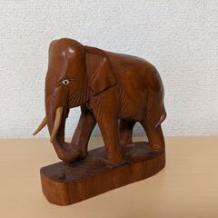 象の木彫