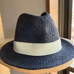 夏っぽい帽子です。