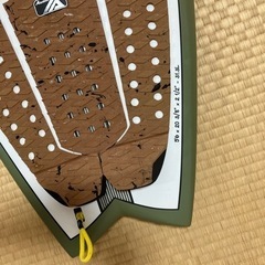 【原則値下げ不可】サーフボード　5.6 トルク  アルメリック　ポッドMOD フューチャー5フィン