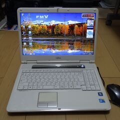 富士通　ノートパソコン　Windows７