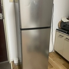 冷蔵庫　冷蔵庫97ℓ、冷凍庫39ℓ