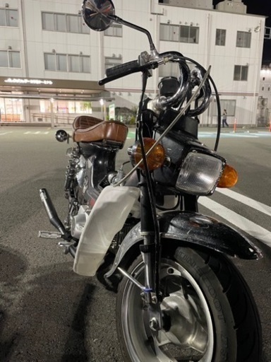 シャリー