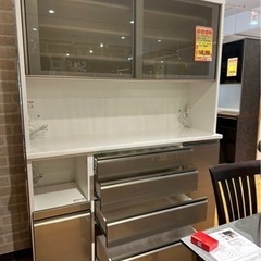 食器棚、美品です（引き渡しの方がキャンセルになったから、再投稿させ