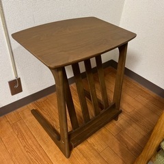 【ニトリ】サイドテーブル ガレント2