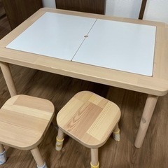 IKEA イケア　キッズテーブル