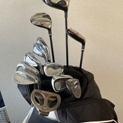 ゴルフセット（キャディバック付き）　初心者の方もこれ1つで直ぐにプレー可能！