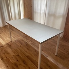 IKEAのテーブル天板(脚はつきません)