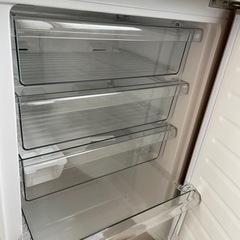 北海道　旭川市、2018年製‼️  美品✨3ドア、冷凍庫た〜っぷり容量