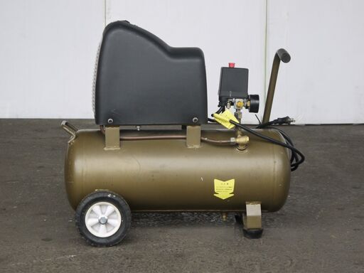 【東4/10】≪zyt999ジ≫ 通電OK オイルレスエアーコンプレッサー SP-2030OL タンク容量30L オリーブ/カーキ 100V 難あり/現状品 50528-11 ≪zyt999ジ≫ 通電OK オイルレスエアーコンプレッサー SP-2030OL