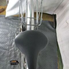 C836☆限定特価☆ 中古自転車 【27インチ シルバー シティ 6段 LED