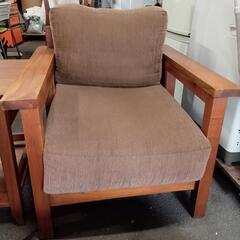 ★値下げしました❗バビファニチャーの1人掛けソファーとオットマン　セットで13万円位で購入　チーク無垢材　💳自社配送時🌟代引き可💳※現金、クレジット、スマホ決済対応※