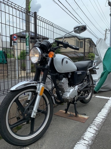 yb125spタンク白売ります。（pcxと交換なら追い金あり）