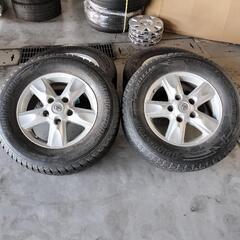 お値下げしました！　ランクル200純正　285/60r18スタッドレス　タイヤ・ホイール
