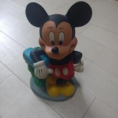 ディズニー貯金箱　ミッキーマウス