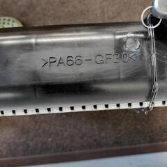 ランドクルーザープラド　互換品ラジエーター新品