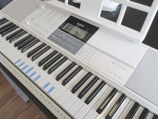 CASIO カシオ LK-516 電子ピアノ 光ナビゲーションキーボード ＜付属品 