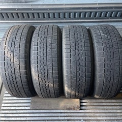 バリ山　YOKOHAMA ヨコハマ　IG70 225/60R17 スタッドレス タイヤ　2021年製　17インチ