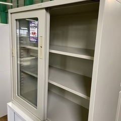 JFF-6 【オフィス家具専門店】ライオンのガラス引戸書庫です！