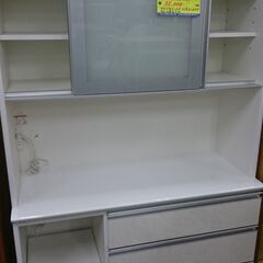(お買い上げありがとうございます）松田家具　2面レンジボード 　１１７ｃｍ幅　ソフトクローザー　食器棚　白　コンセント付　キッチン収納　　高く買取るゾウ八幡東店 