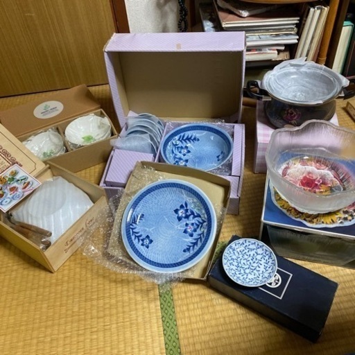 (決まりました)HOYA ヨーロピアンラブ  お皿 鍋 など