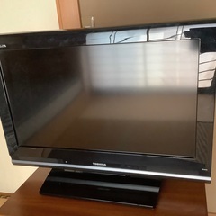 東芝REGZA19型液晶テレビ　売ります。