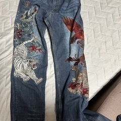 絡繰魂ジーンズ