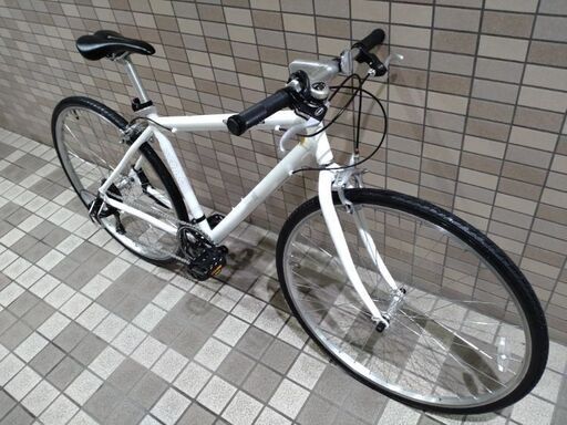 試乗OK❗美車　700C クロスバイク 7段変速ホワイト今週末まで2,000円引き❗