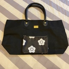 MARY QUANT ポーチ付き