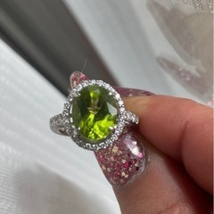 大粒ペリドット3.88ct ダイヤ0.47ct リング