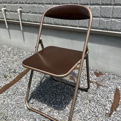 パイプ椅子 コクヨ 茶色