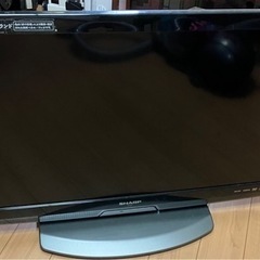 シャープ　AQUOS 2011年製　液晶カラーテレビ　32V