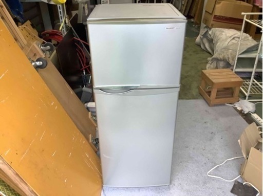 【リサイクルサービス八光】2013年製　シャープ　直冷式冷蔵庫 （118L・右開き） 2ドア　SJ-H12W-S