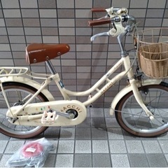 補助輪　スタンド付き⭐︎ 変速無し　子供自転車16インチ（週末値...