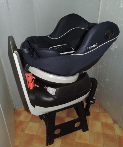 ベビー・子供用品買取販売キッズモール湘南/クルムーヴ/新生児～４歳頃/回転/ベルト固定/洗濯済