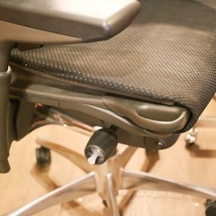 【売約済み】　1 ハーマンミラー　hermanmiller エンボディチェア　オフィスチェア　OAチェア　デスクチェア　アルミポリッシュ　