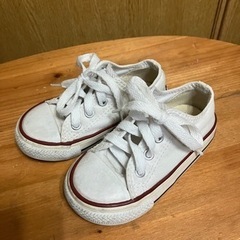 大幅値下げ‼️converse 13センチスニーカー