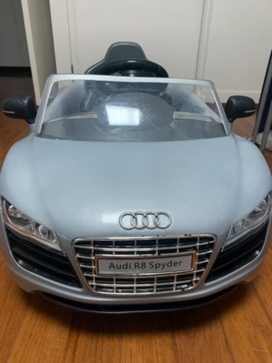 子供用　電動自動車　Audi