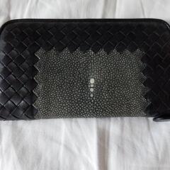 1月13日まで。入手困難 エイ革 ボッテガヴェネタ  スティングレイ ガルーシャ  黒