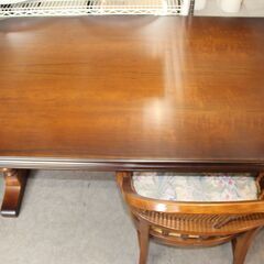 ★特別価格 大幅値下げ！★karimoku カリモク コロニアルダイニングテーブルチェア4点セット販売!★大田区・品川区配送・設置無料★店頭取引歓迎！