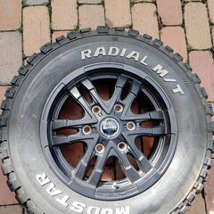 マッドタイヤ　キャラバン　ホワイトレター