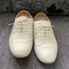 白い革靴　24センチ