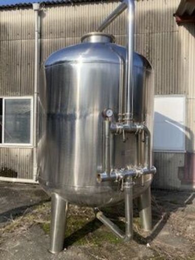 兵庫発　湧水浄化タンク　貯水タンク　ステンレス製　　引取限定