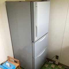 HITACHI 日立　ノンフロン冷凍冷蔵庫　R-27EV