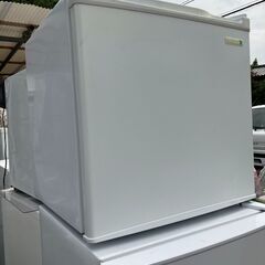 【配送無料】コンパクト冷蔵庫 サイコロ冷蔵庫 １ドア冷蔵庫 送料無料