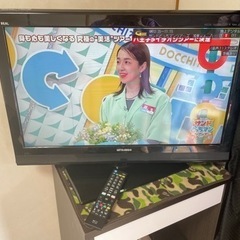 三菱　テレビ32型