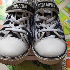 Champion　ハラコスニーカー　20㎝