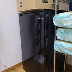 アイリスオーヤマ 冷凍庫 60L 小型 家庭用 静音 ノンフロン...